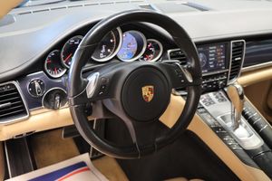 Porsche Panamera bild 13