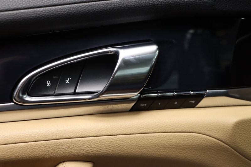 Porsche Panamera bild 24