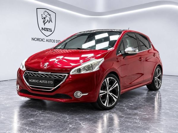 Peugeot 208 GTi / 1.6 THP / 200HK / Panorama / JBL / Navi - 2013