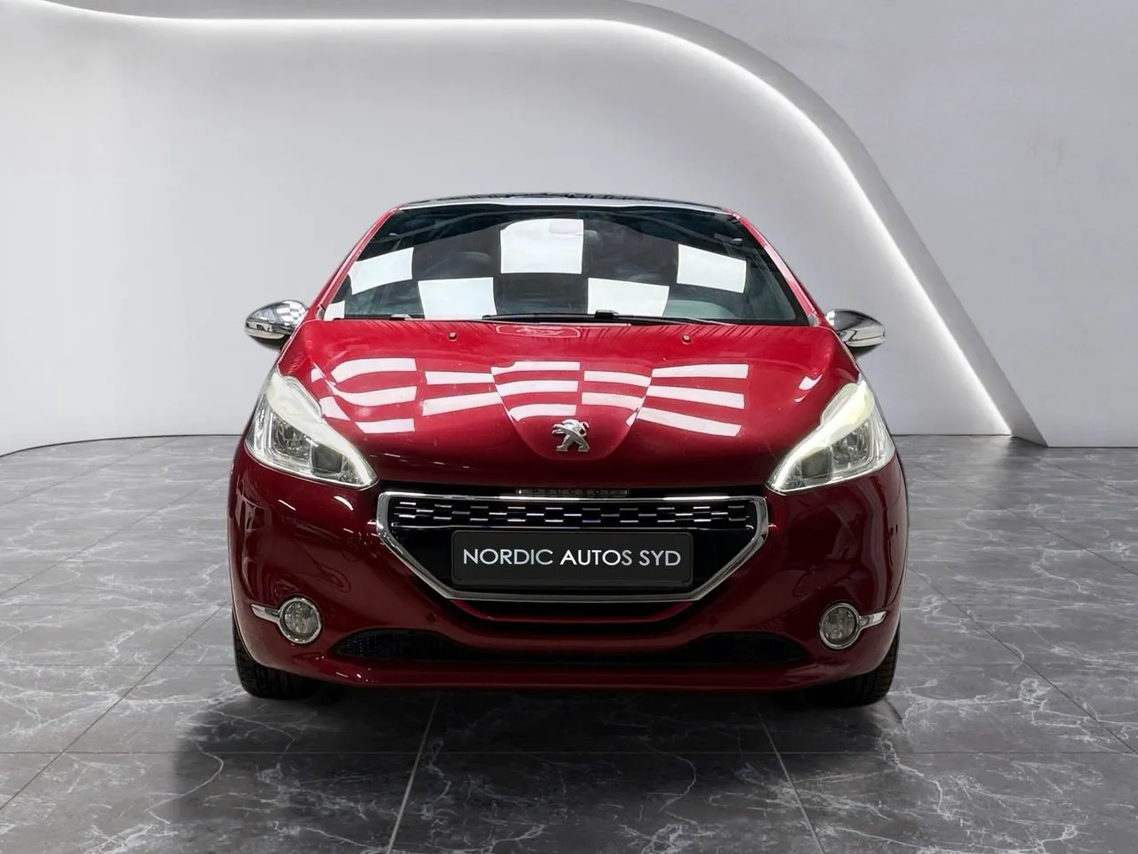 Vehicle image 8