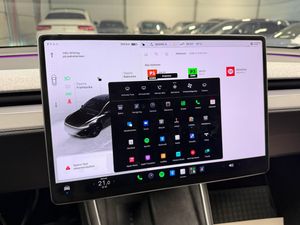 Tesla Model Y bild 22