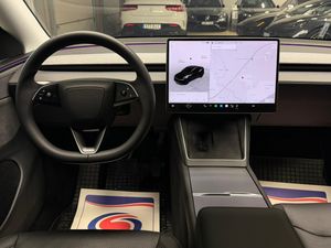Tesla Model Y bild 11