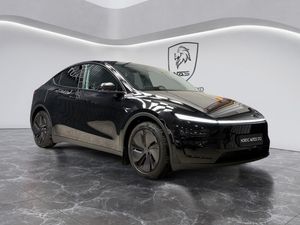 Tesla Model Y bild 8