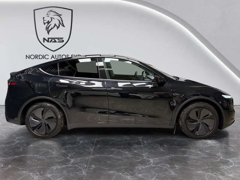 Tesla Model Y bild 7