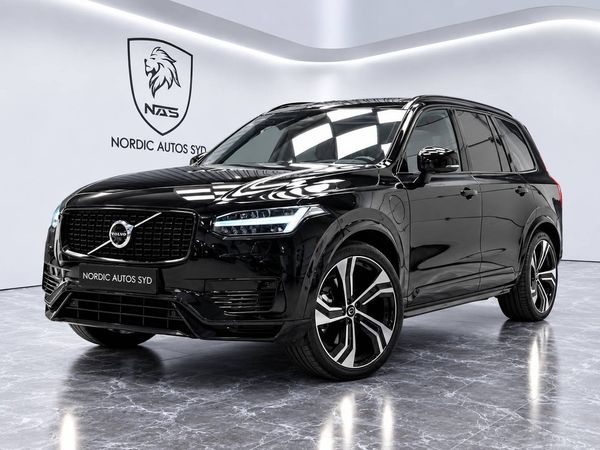 Volvo XC90 7 sits / Recharge T8 / AWD / B&W / Pano / Head up /360° - 2024