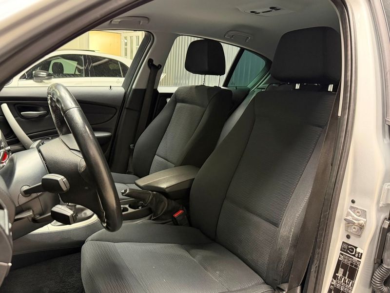 BMW 118 bild 13
