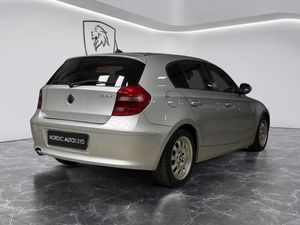 BMW 118 bild 6