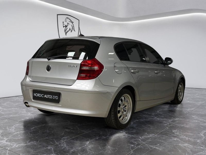 BMW 118 bild 6