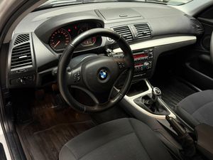 BMW 118 bild 12