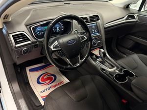 Ford Mondeo bild 12