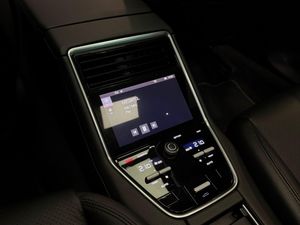 Porsche Panamera bild 16