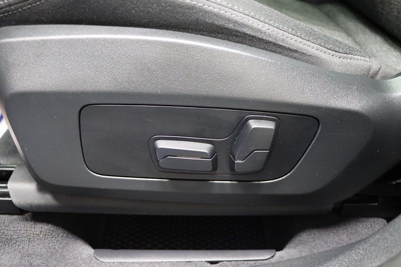 BMW 220 bild 14