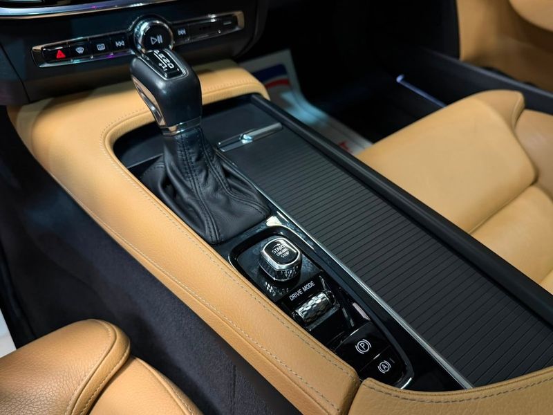 Volvo S90 bild 18
