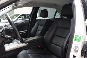 Mercedes E220 bild 13