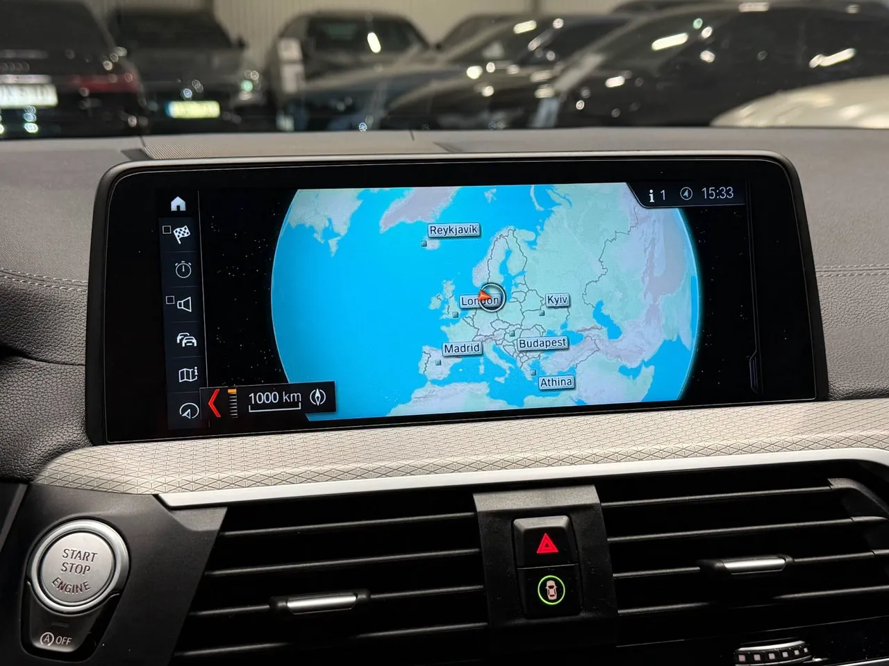 Vehicle image 18