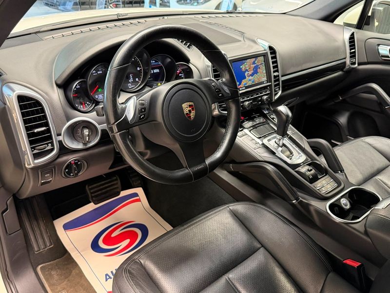 Porsche Cayenne bild 12