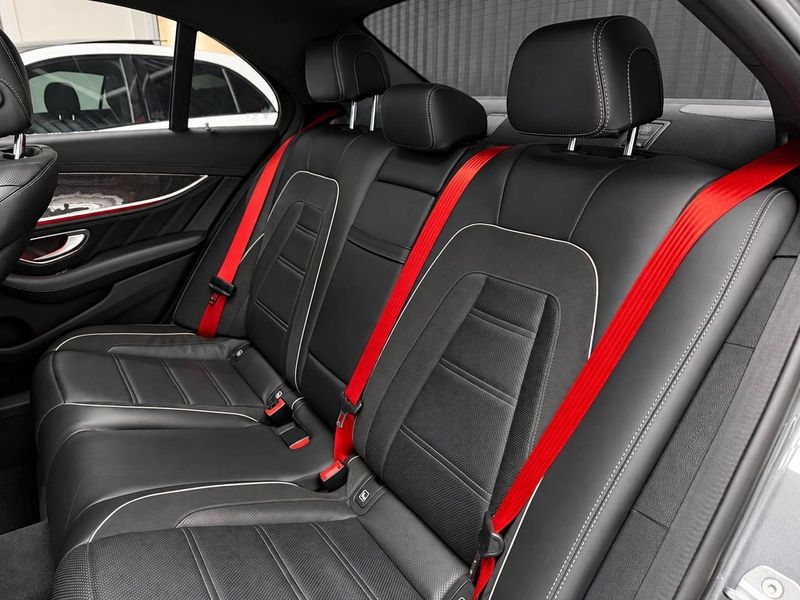 Mercedes E63 AMG bild 15