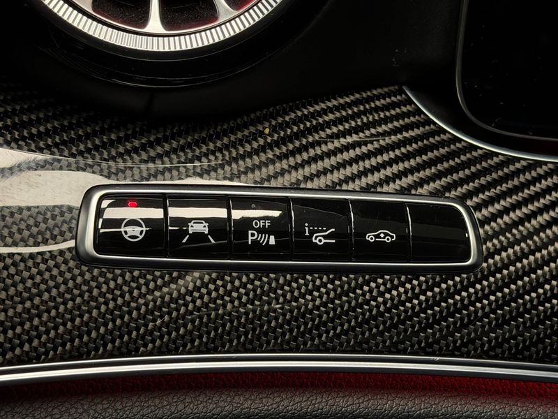 Mercedes E63 AMG bild 27