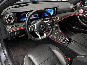 Mercedes E63 AMG bild 12