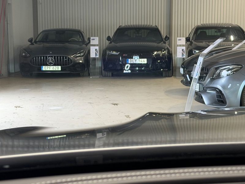 Mercedes E63 AMG bild 26