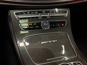 Mercedes E63 AMG bild 18