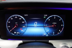 Mercedes E220 bild 23