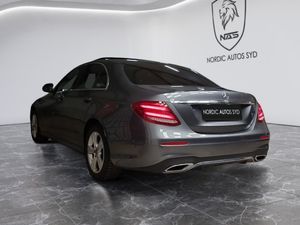 Mercedes E220 bild 4