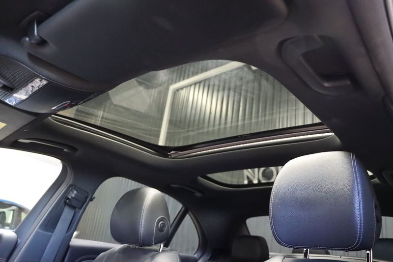 Mercedes E220 bild 15
