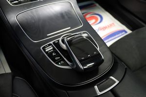 Mercedes E220 bild 17