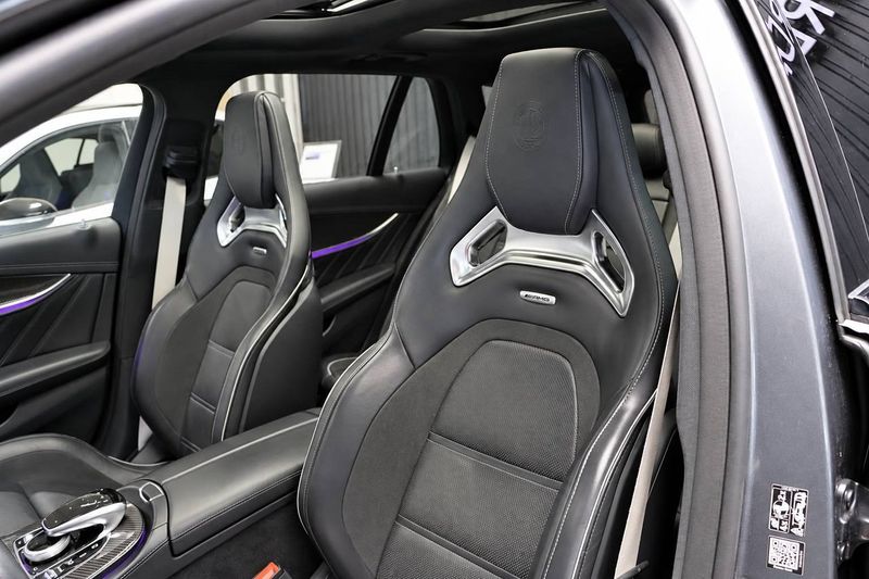 Mercedes E63 AMG bild 13