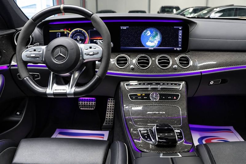 Mercedes E63 AMG bild 10