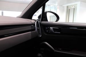 Porsche Cayenne bild 14