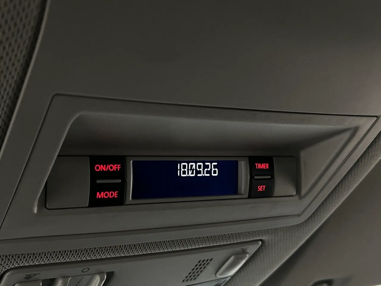 Vehicle image 26