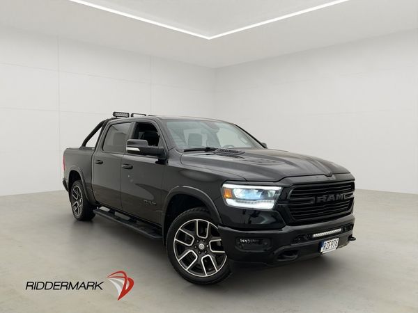 Dodge 1500 ram Laramie Sport 5.7 M/K-Värm H/K Luft Pano Moms - 2019