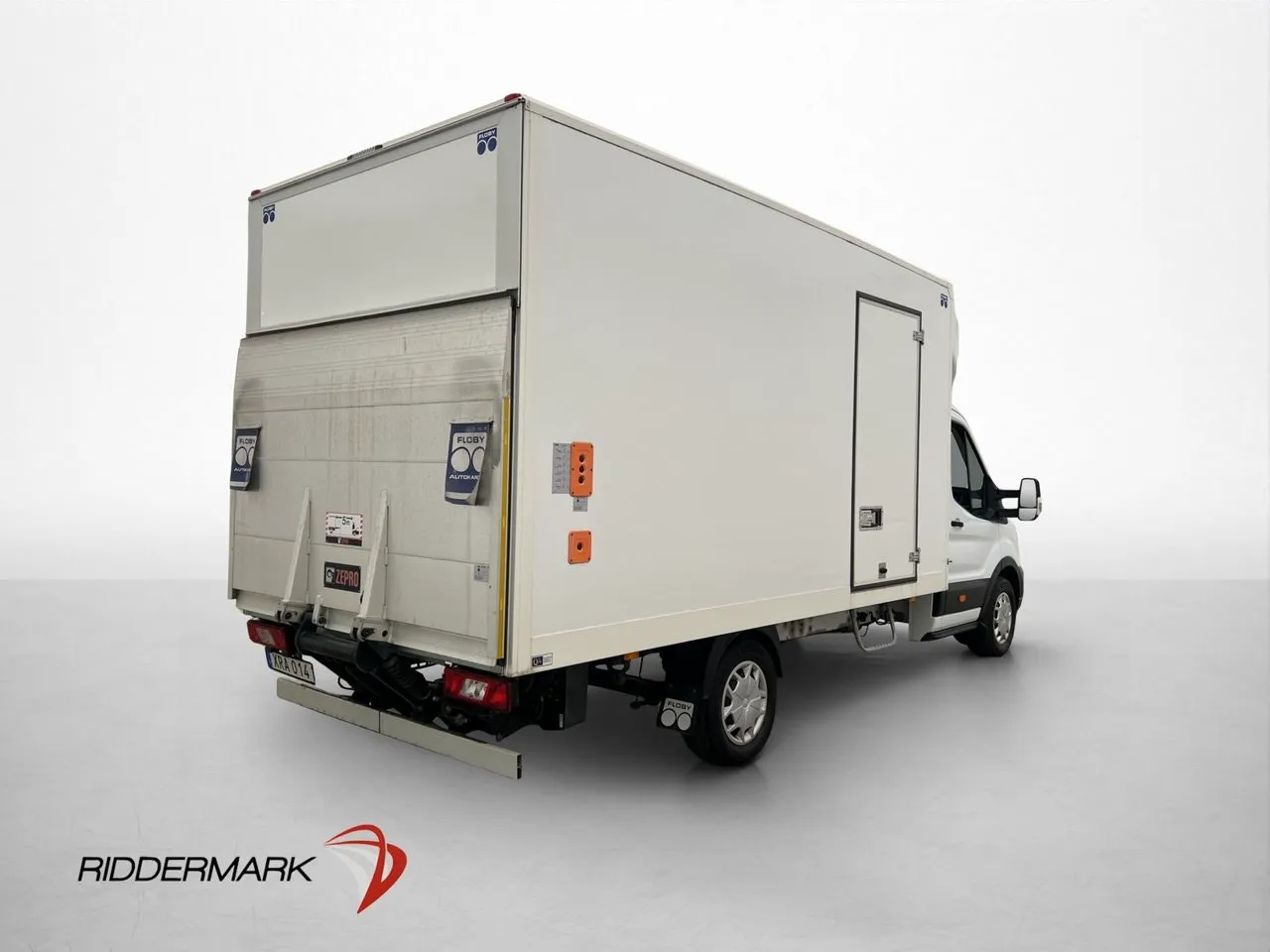 Vehicle image 8