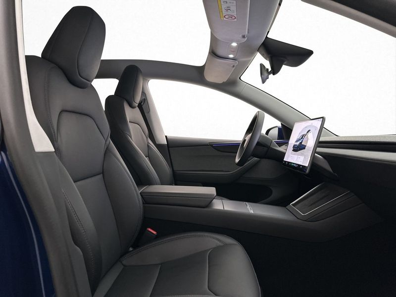 Tesla Model Y bild 27