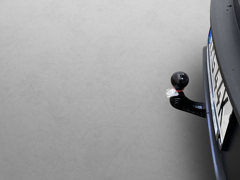 Tesla Model Y bild 10
