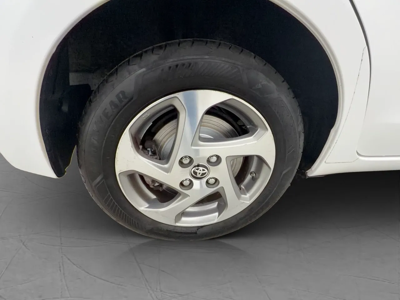 Vehicle image 31