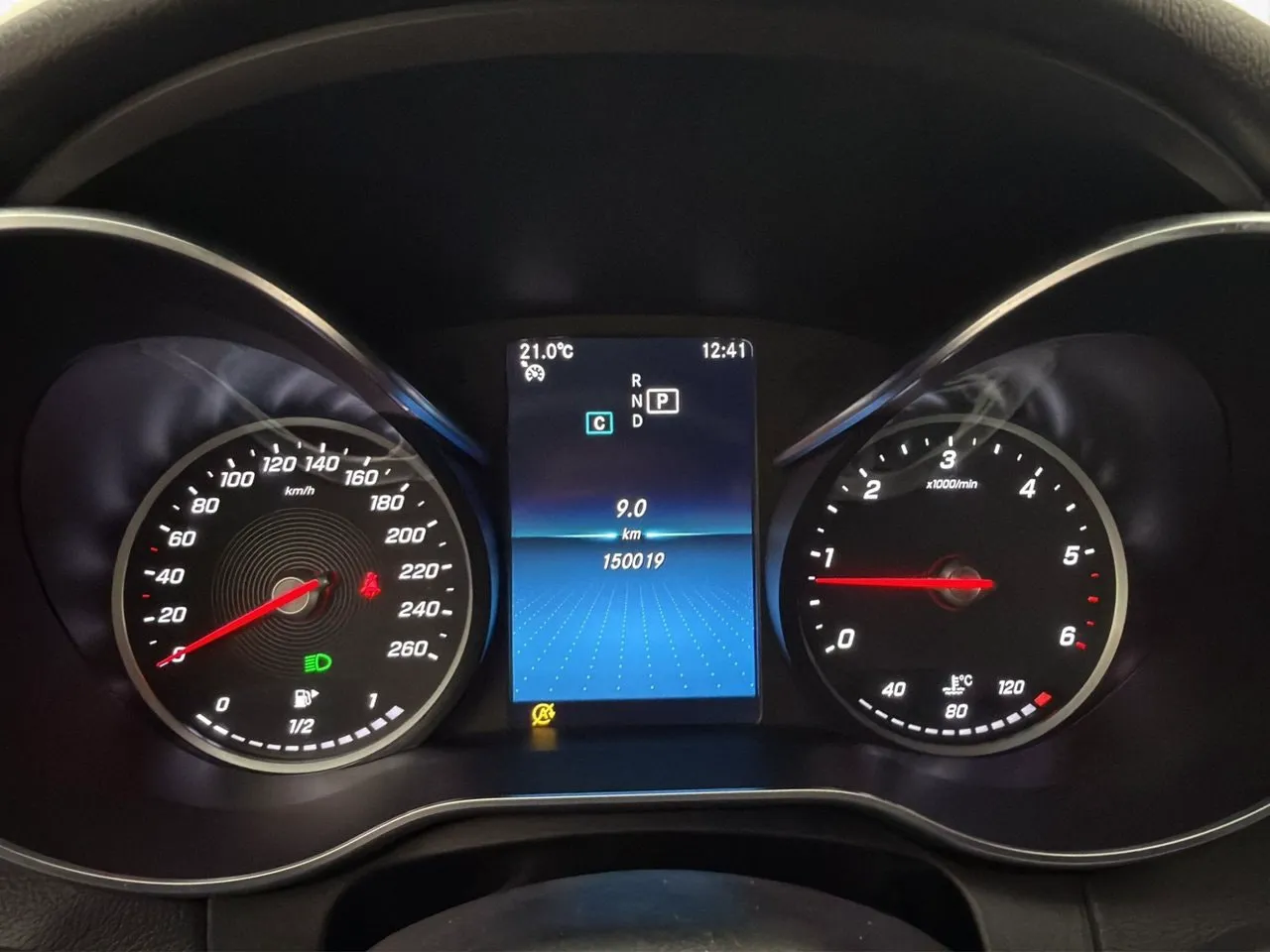 Vehicle image 16