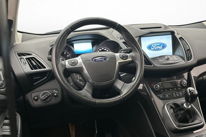 Ford Kuga bild 9