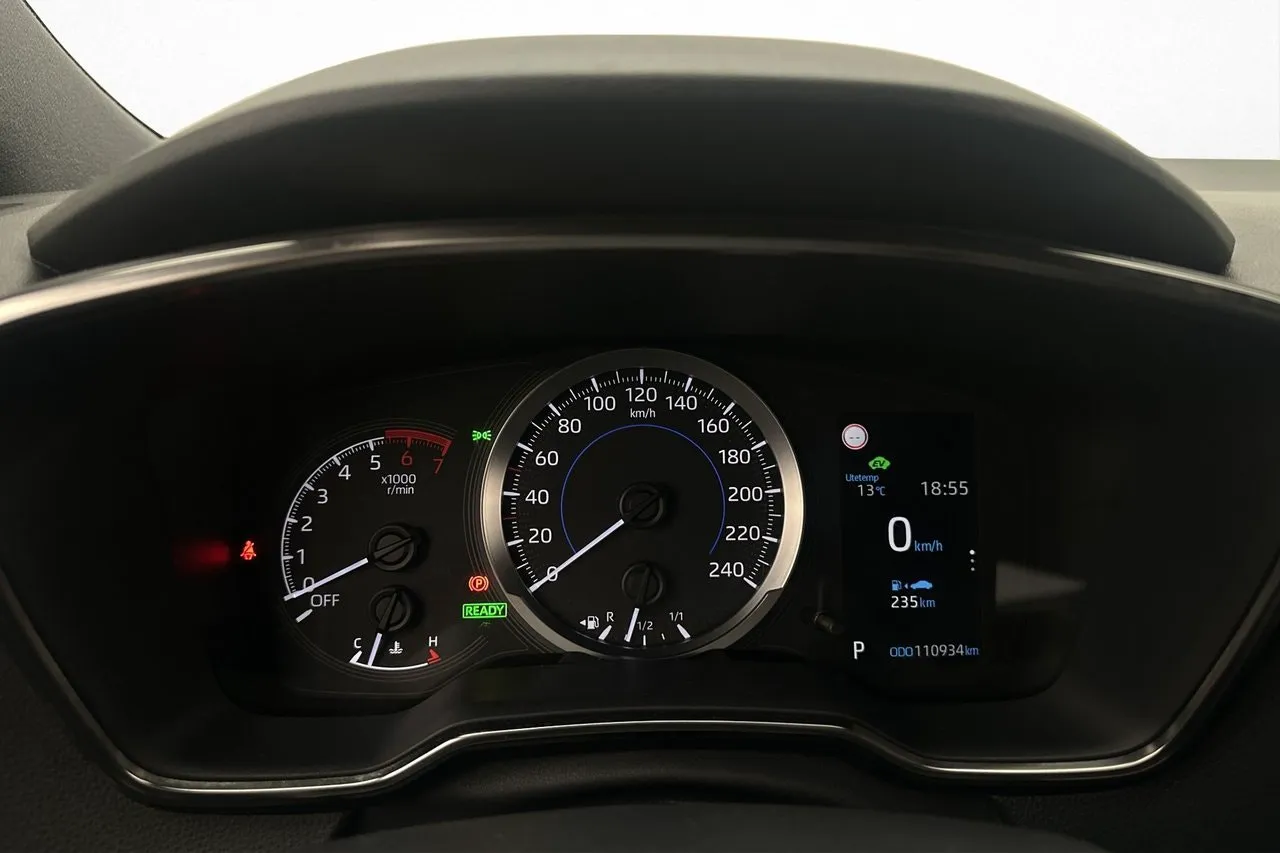 Vehicle image 11