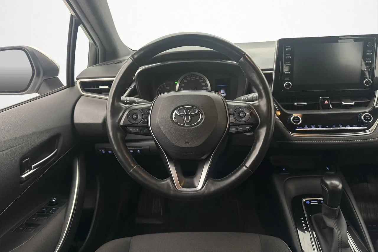 Vehicle image 8
