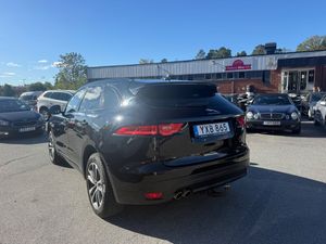 Jaguar F-Pace bild 5