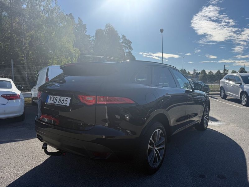 Jaguar F-Pace bild 6