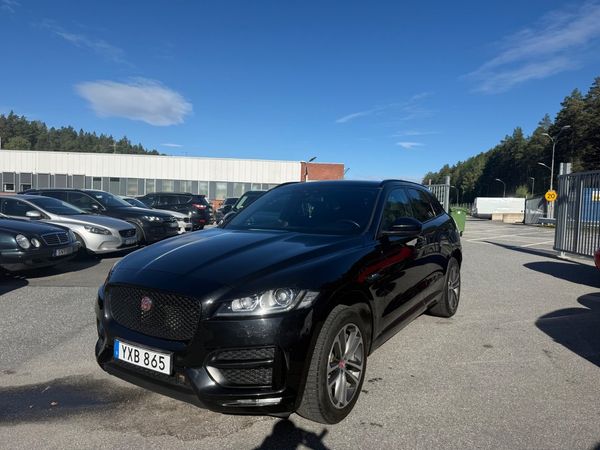 Jaguar F-Pace 20d AWD 180hk R-Sport Cockpit Kamera Panorama Nyservad - 2018