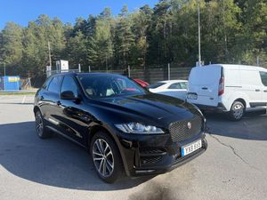 Jaguar F-Pace bild 2