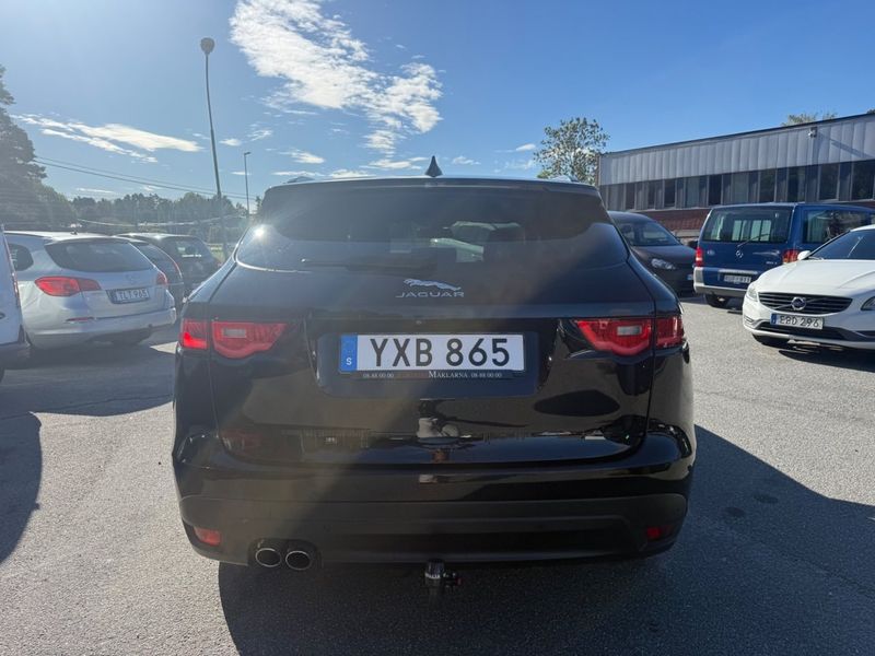 Jaguar F-Pace bild 7