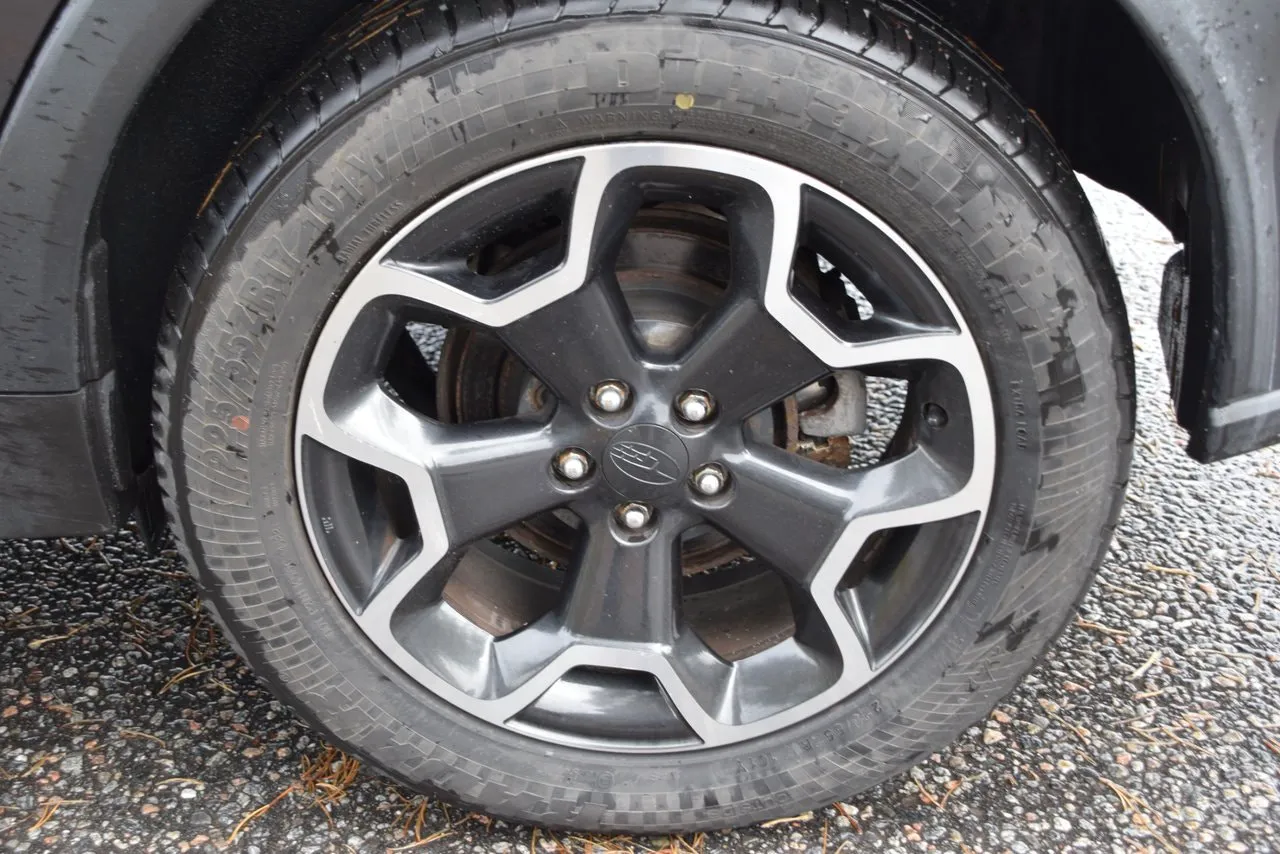 Vehicle image 18