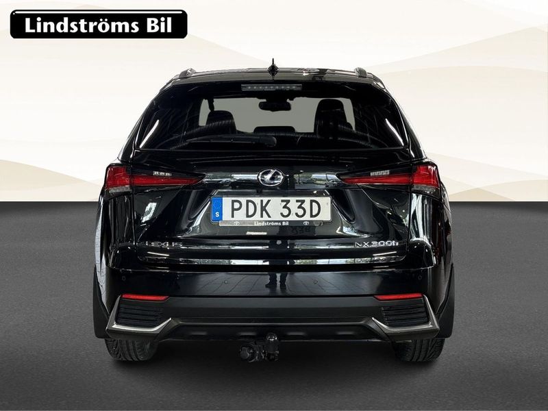 Lexus NX bild 7