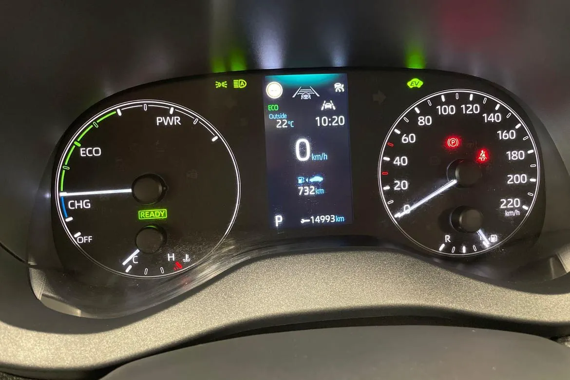 Vehicle image 15